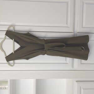 Women's Banana Republic Olive Green with Belt and Pockets